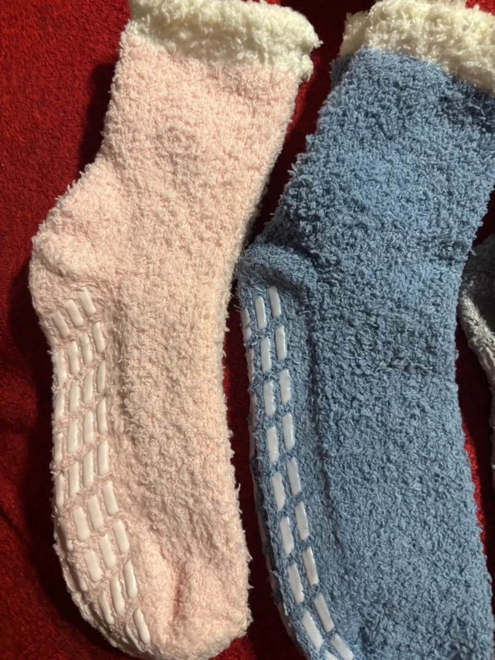Cozy Fuzzy Non-Slip Lounge Socks - Pastel Mix women’s size 6-9
